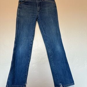 Wrangler Straight Leg Blue Jeans Classic Style